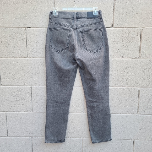 Madewell | The Perfect Vintage Jean in Connell Wash: Ripped Edition Size 26 - Picture 8 of 12
